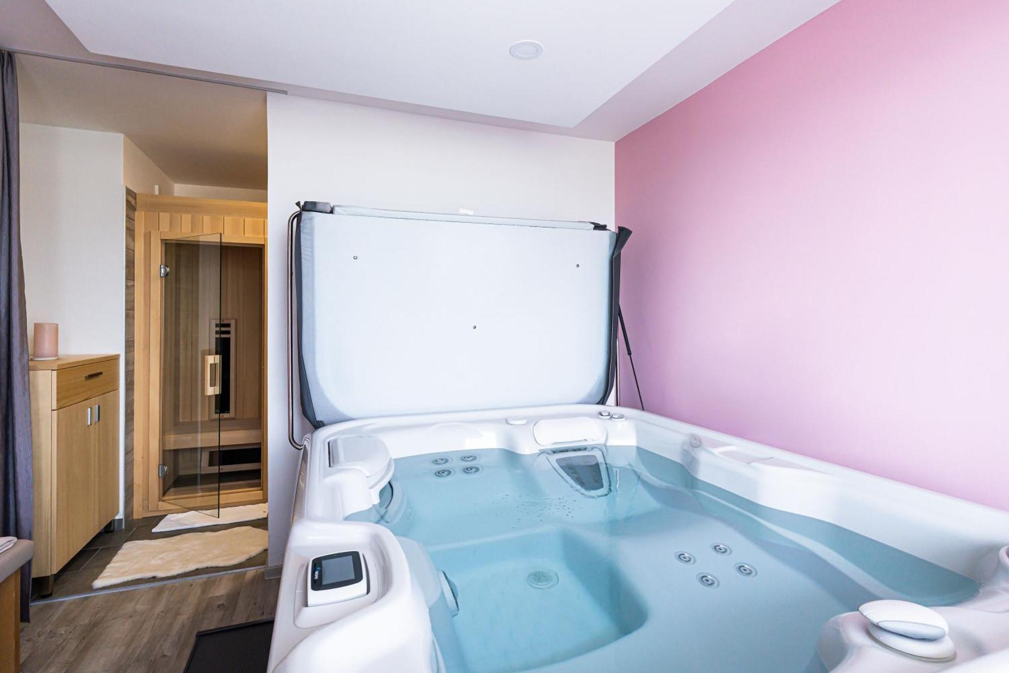 Grajski Dvor 3* Radovljica