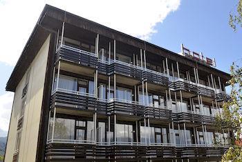 Hotel Grajski Dvor 3*