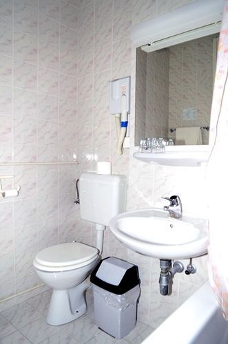 Grajski Dvor 3* Radovljica